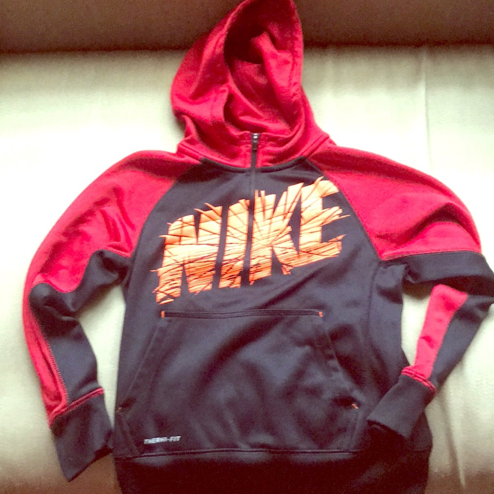 Nike half zip pullover